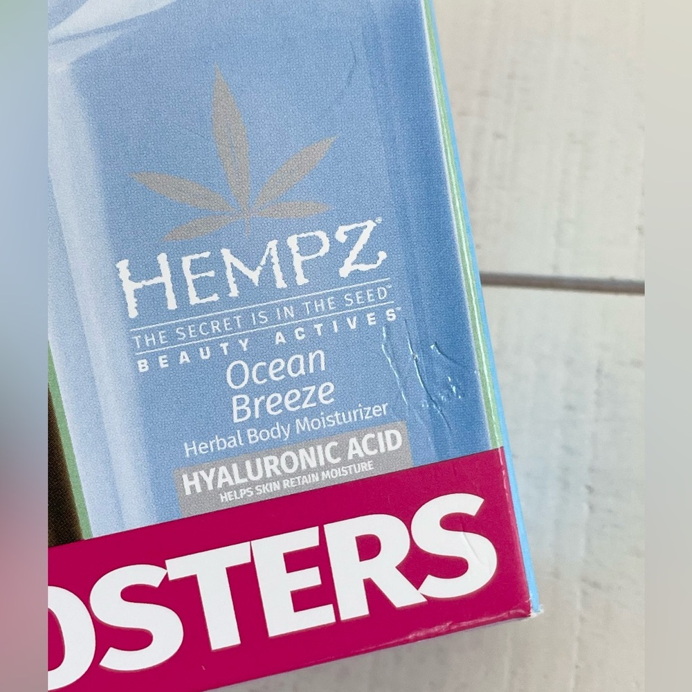 Hempz Beauty Boosters Berry, Vanilla & Ocean Travel Size Body Lotion 3-Pack Set - Picture 6 of 11
